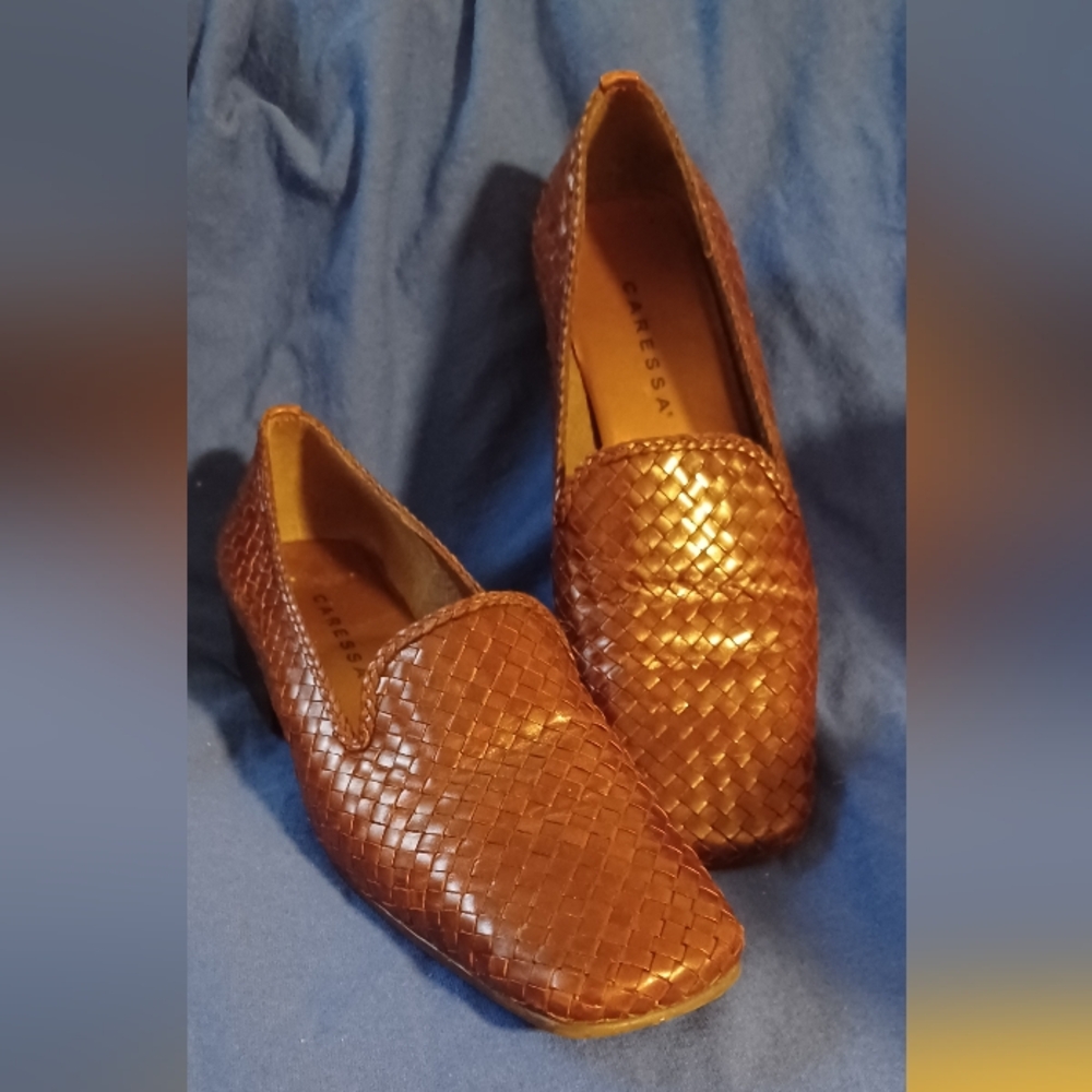 Caressa Mcampaign brown woven leather loafer block heel 6.5 women's (110924A)